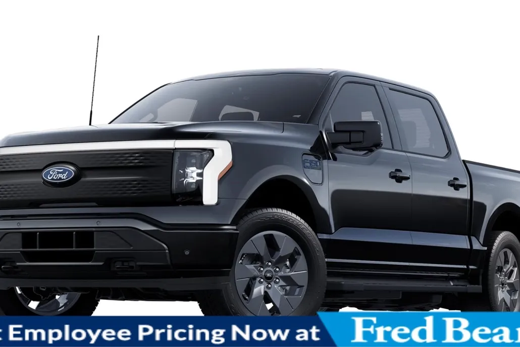 2025 Ford F-150 Lightning photo 1