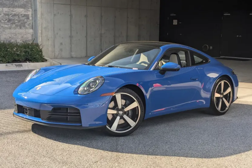 2025 Porsche 911 Coupe photo 1