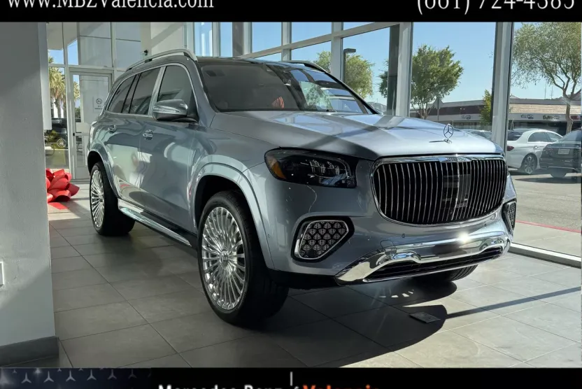 2025 Mercedes Benz GLS Maybach 600 photo 1