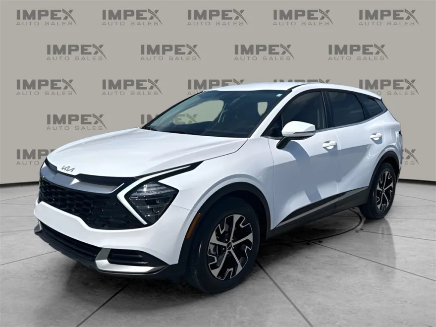 2024 Kia Sportage EX photo 1