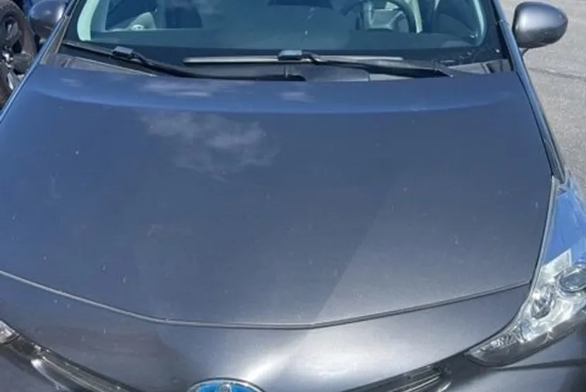 2017 Toyota Prius V Four photo 1