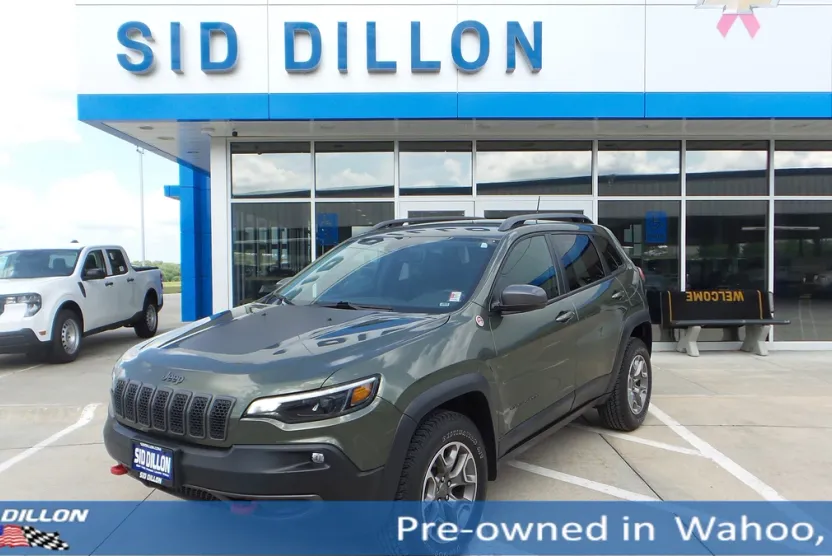 2021 Jeep Cherokee Trailhawk photo 1