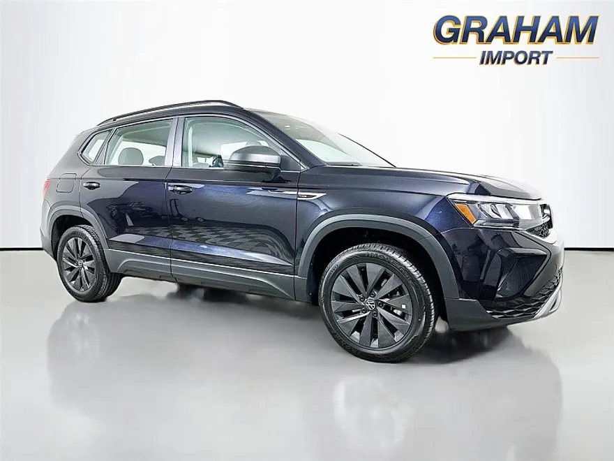 2024 Volkswagen Taos S photo 1