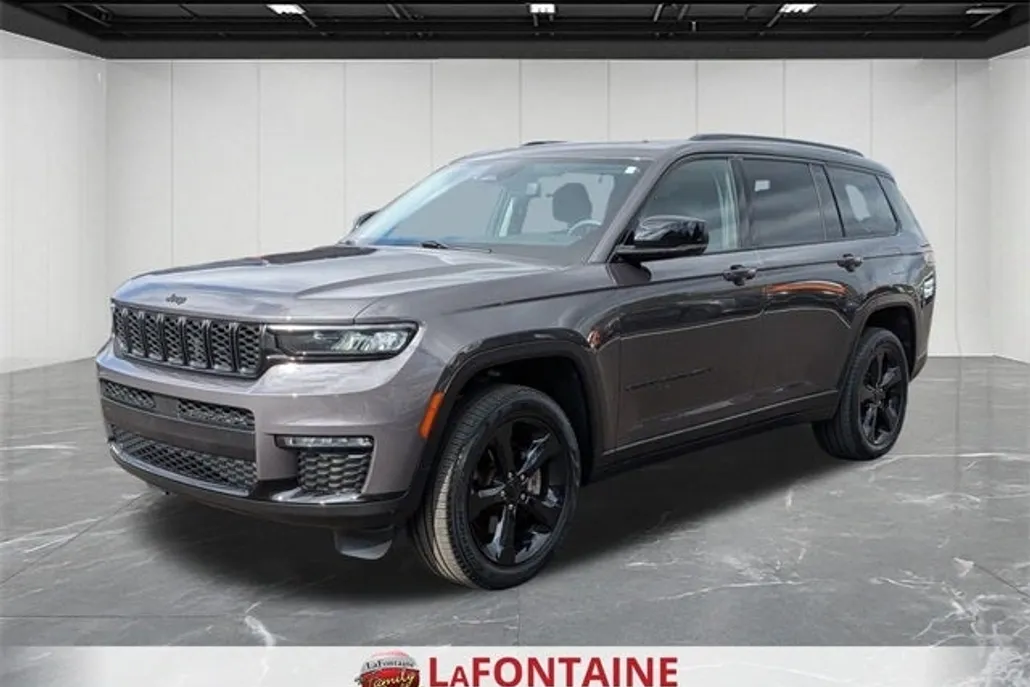 2023 Jeep Grand Cherokee Limited photo 1