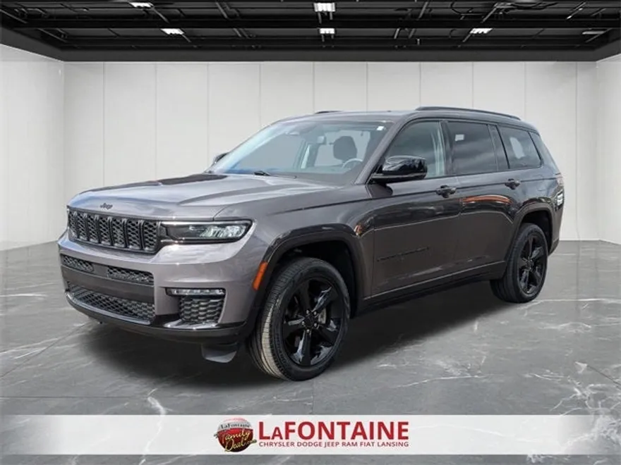 2023 Jeep Grand Cherokee Limited photo 1