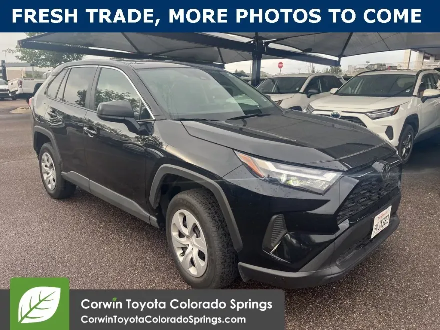 2024 Toyota RAV4 LE photo 1