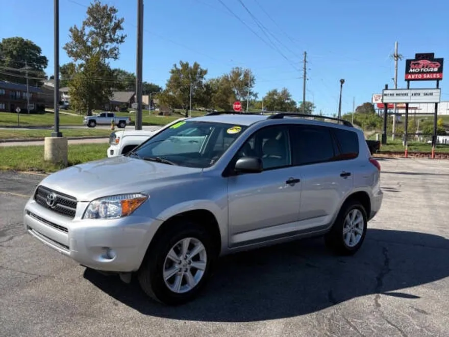 2008 Toyota RAV4 Base photo 1