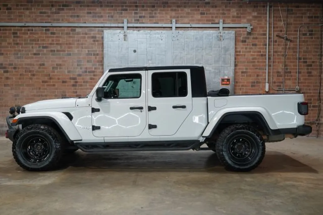 2020 Jeep Gladiator Overland photo 1