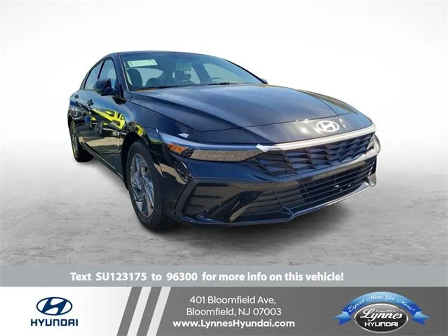 2025 Hyundai Elantra Hybrid Blue photo 1