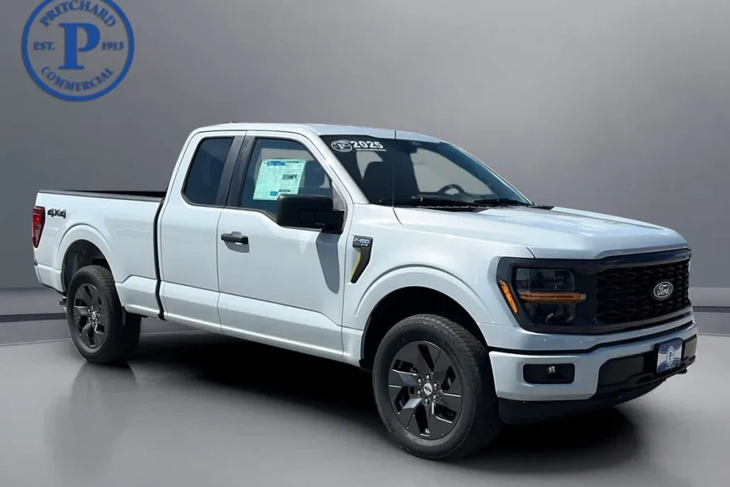 2025 Ford F-150 STX photo 1