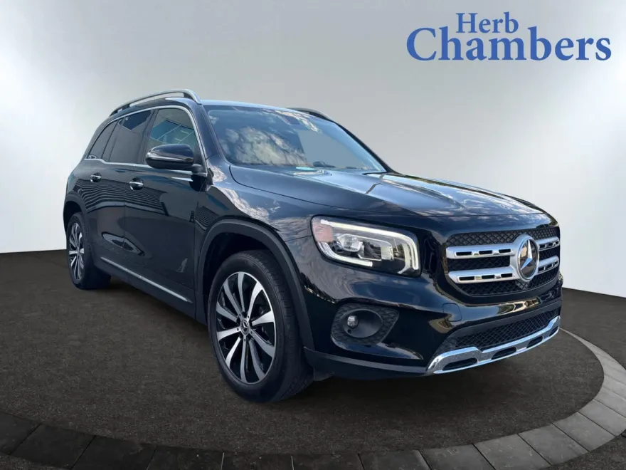 2022 Mercedes Benz GLB 250 4MATIC photo 1