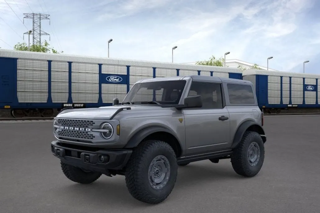 2025 Ford Bronco Badlands photo 1