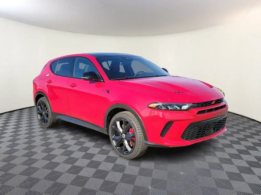 2024 Dodge Hornet R/T Plus photo 1