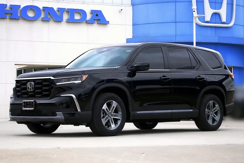 2024 Honda Pilot EX-L photo 1