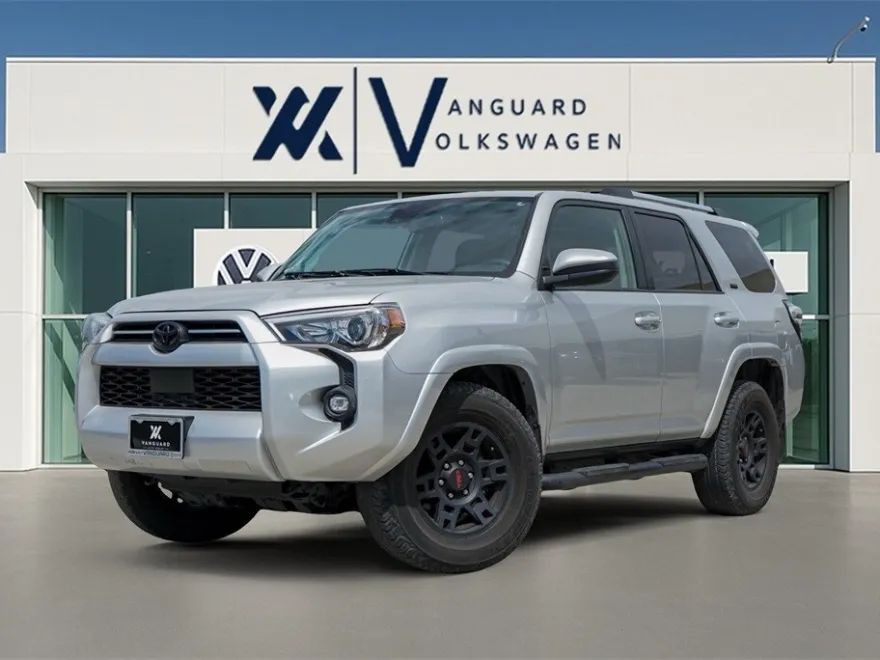 2022 Toyota 4Runner SR5 photo 1