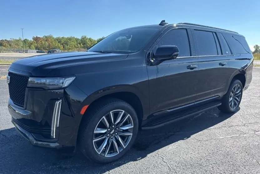 2021 Cadillac Escalade ESV Sport photo 1