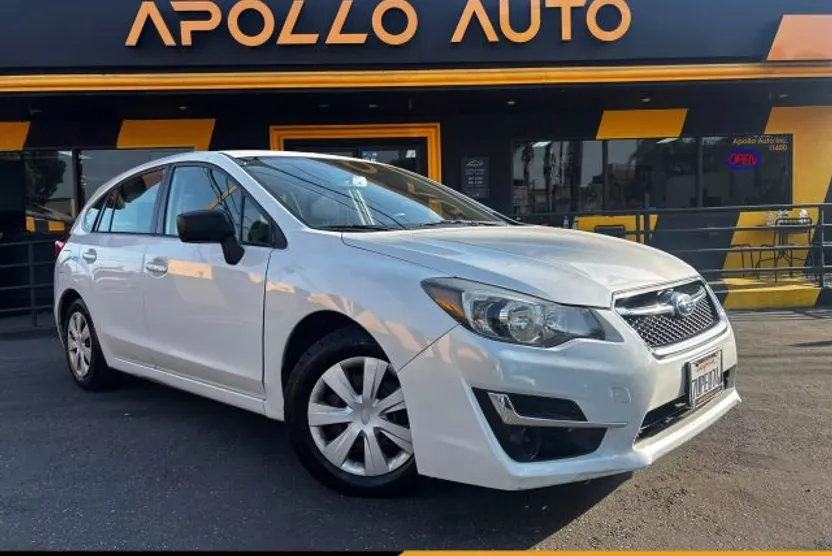 2016 Subaru Impreza 2.0i photo 1