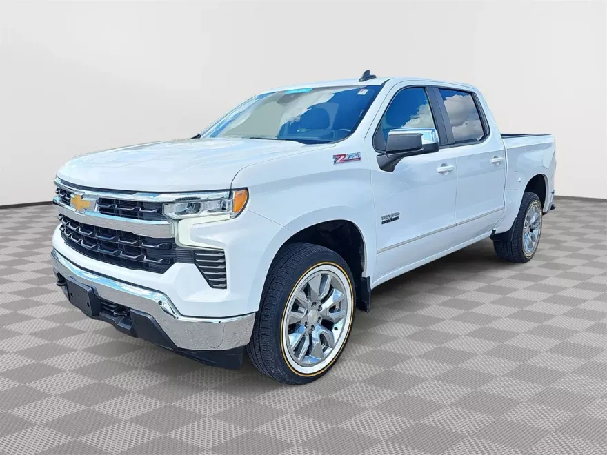 2023 Chevrolet Silverado 1500 LT photo 1