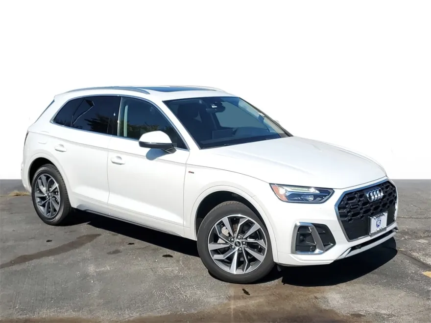 2022 Audi Q5 45 S line Premium photo 1