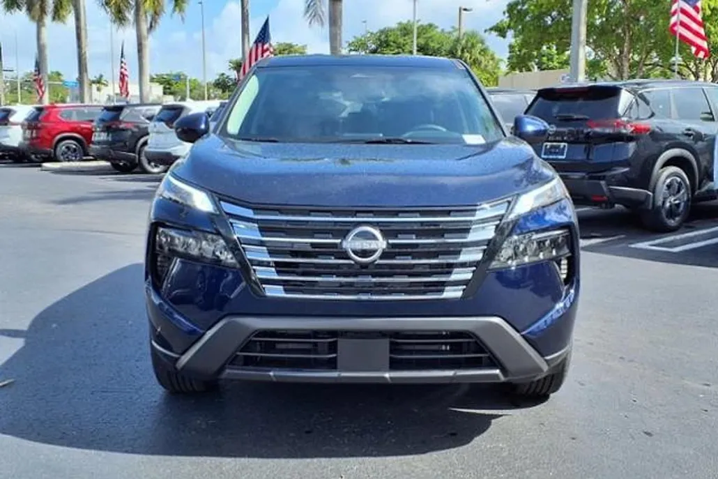 2026 Nissan Rogue SV photo 1