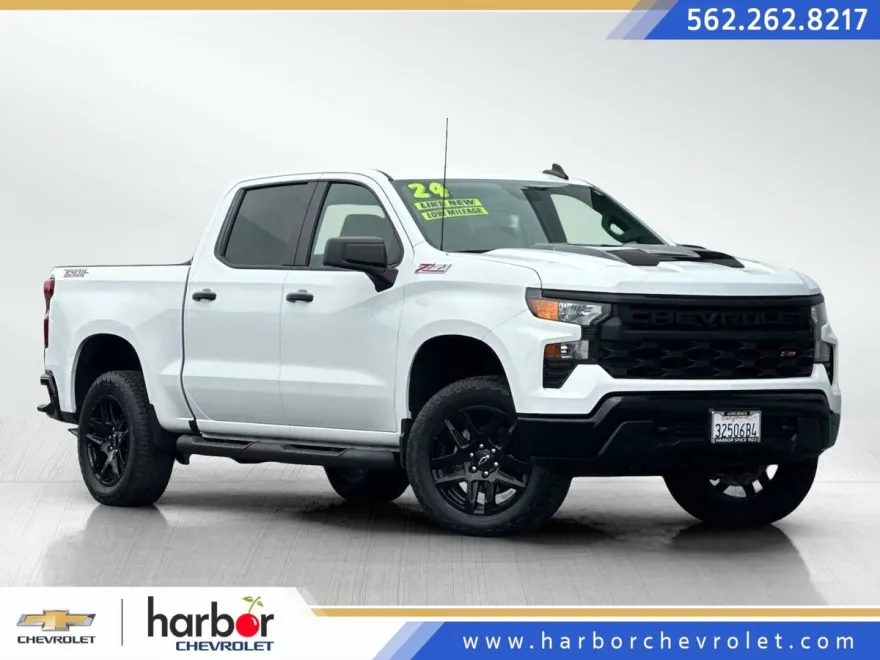 2024 Chevrolet Silverado 1500 Custom Trail Boss photo 1