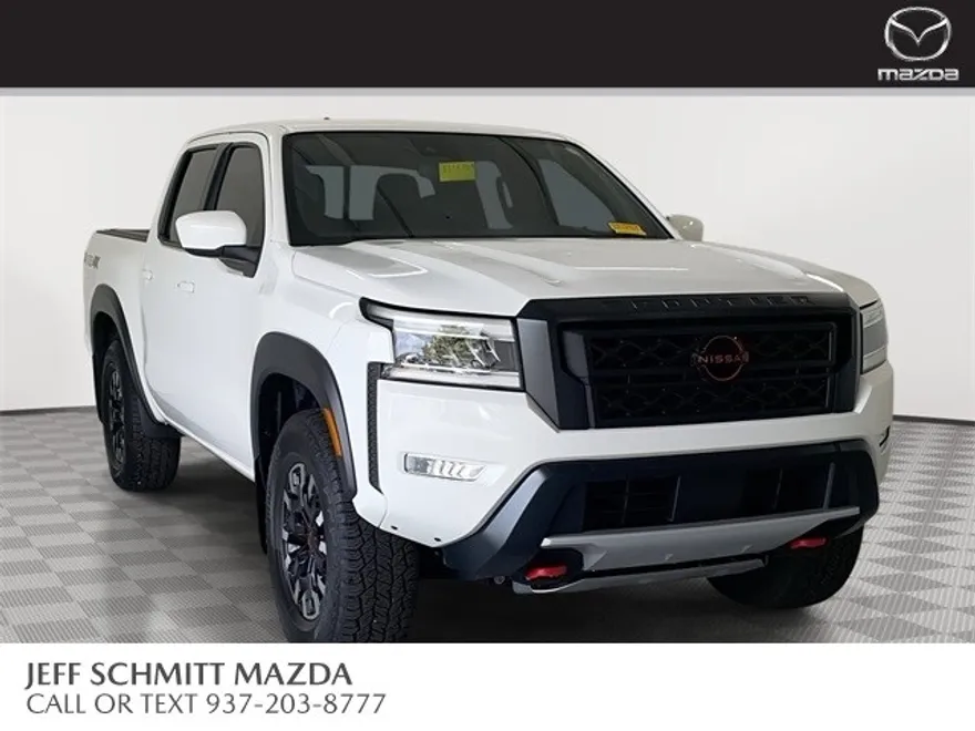 2022 Nissan Frontier PRO-4X photo 1