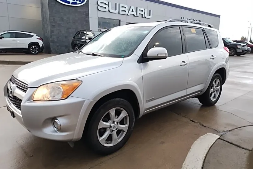 2012 Toyota RAV4 Limited photo 1