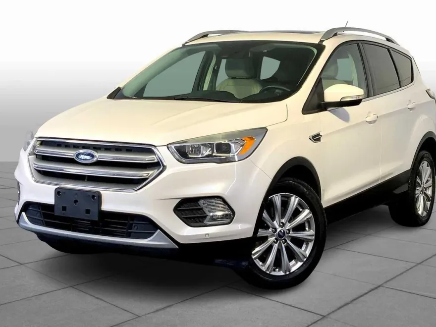 2017 Ford Escape Titanium photo 1