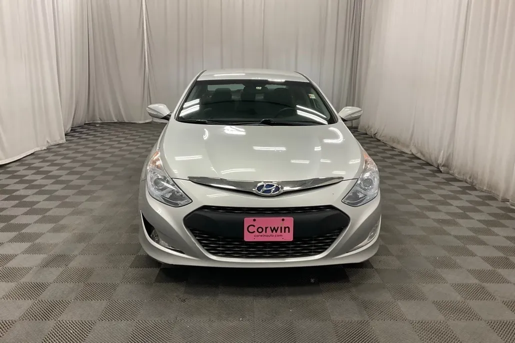 2015 Hyundai Sonata Hybrid Base photo 1
