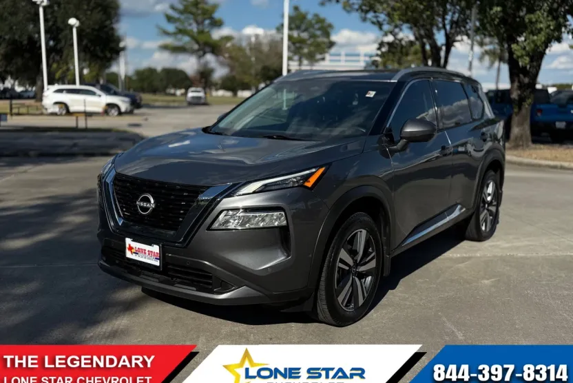 2023 Nissan Rogue SL photo 1
