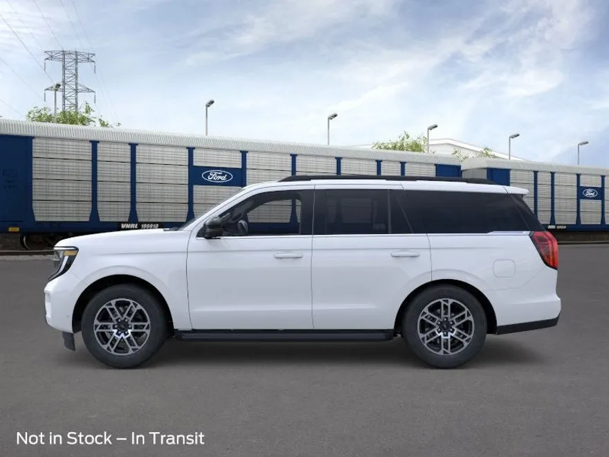 2025 Ford Expedition photo 1