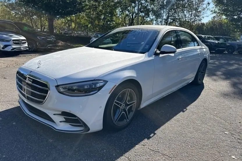 2024 Mercedes Benz S 580e 4MATIC photo 1