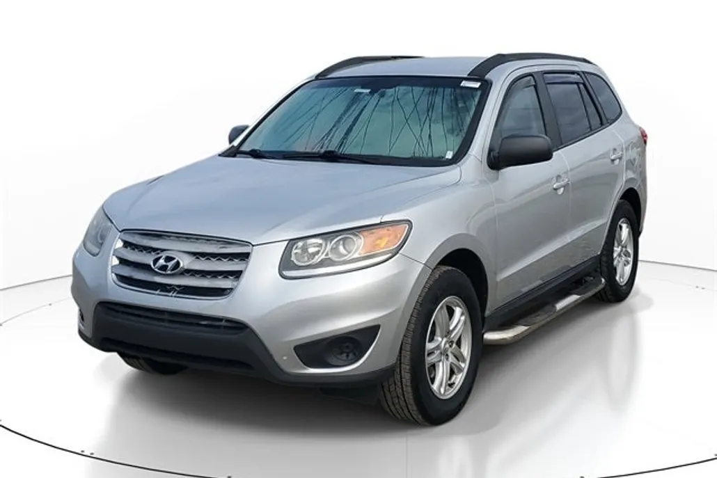 2012 Hyundai Santa Fe GLS photo 1
