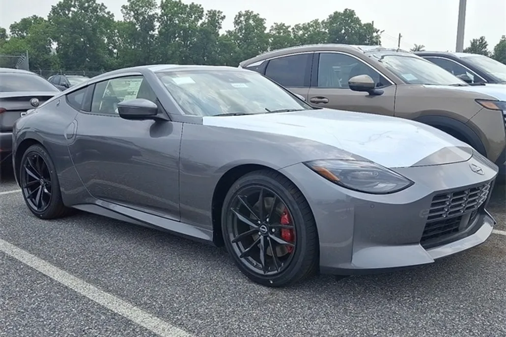 2025 Nissan Z Performance photo 1