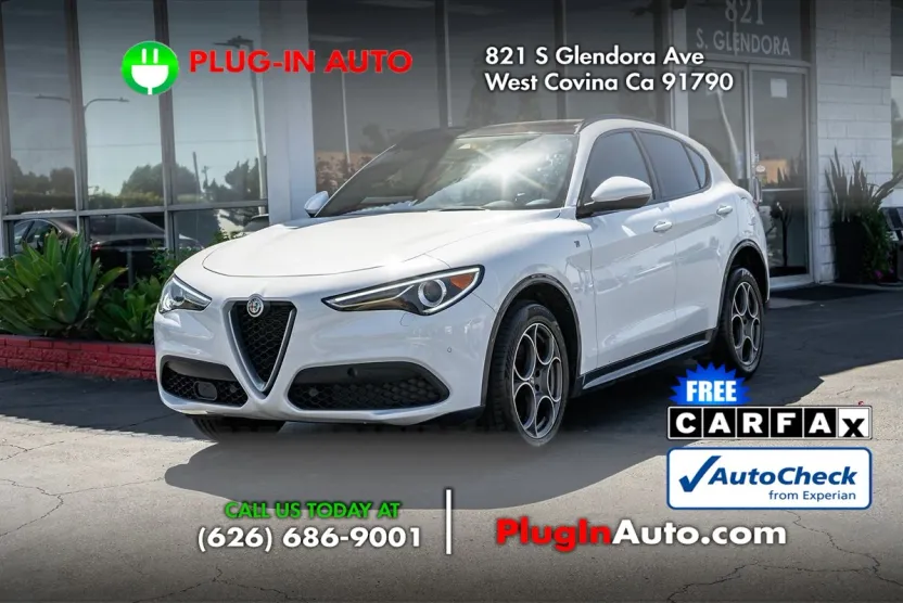 2022 Alfa Romeo Stelvio Ti photo 1