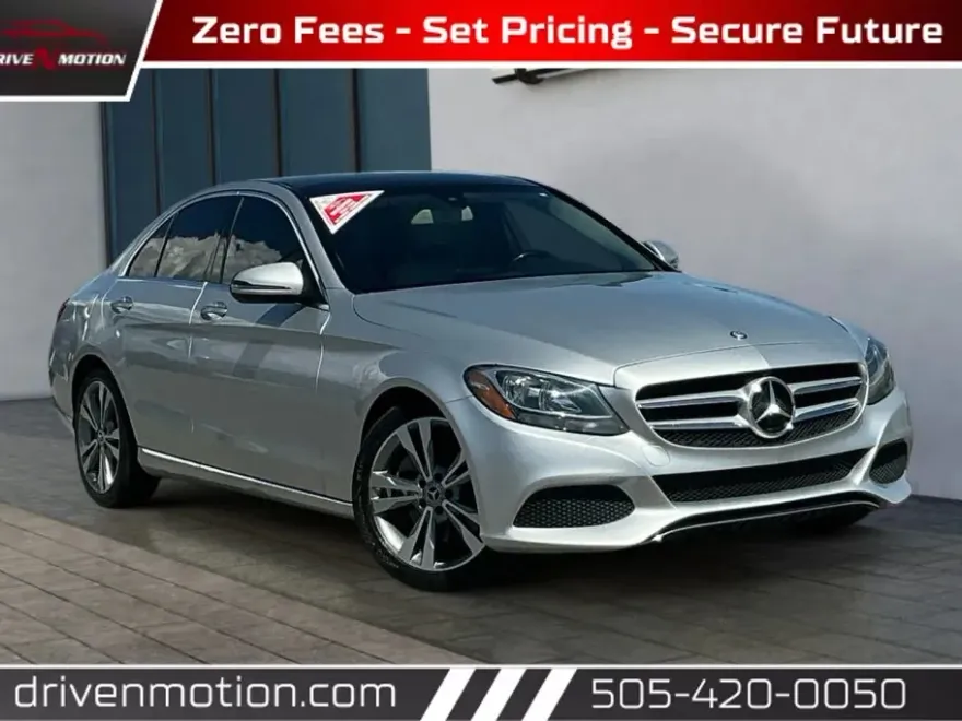 2017 Mercedes Benz C 300 Sedan photo 1
