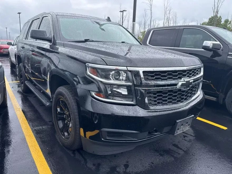2019 Chevrolet Tahoe LS photo 1
