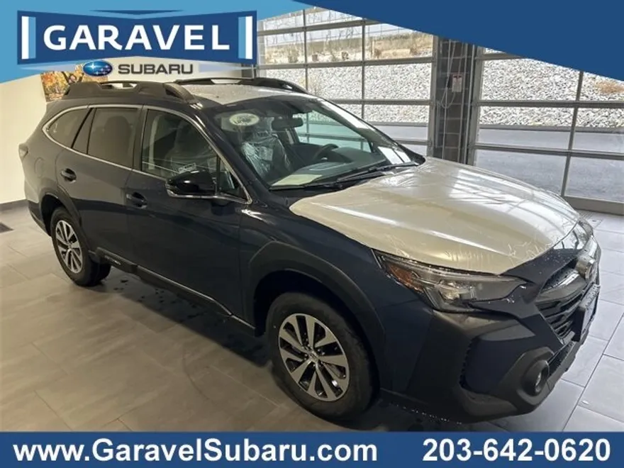 2025 Subaru Outback Premium photo 1