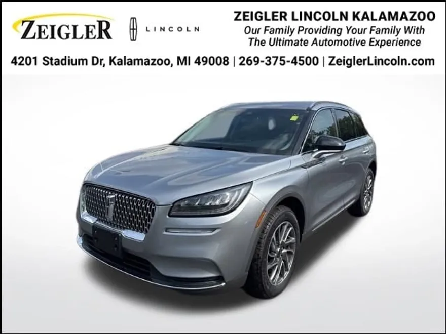 2022 Lincoln Corsair Standard photo 1