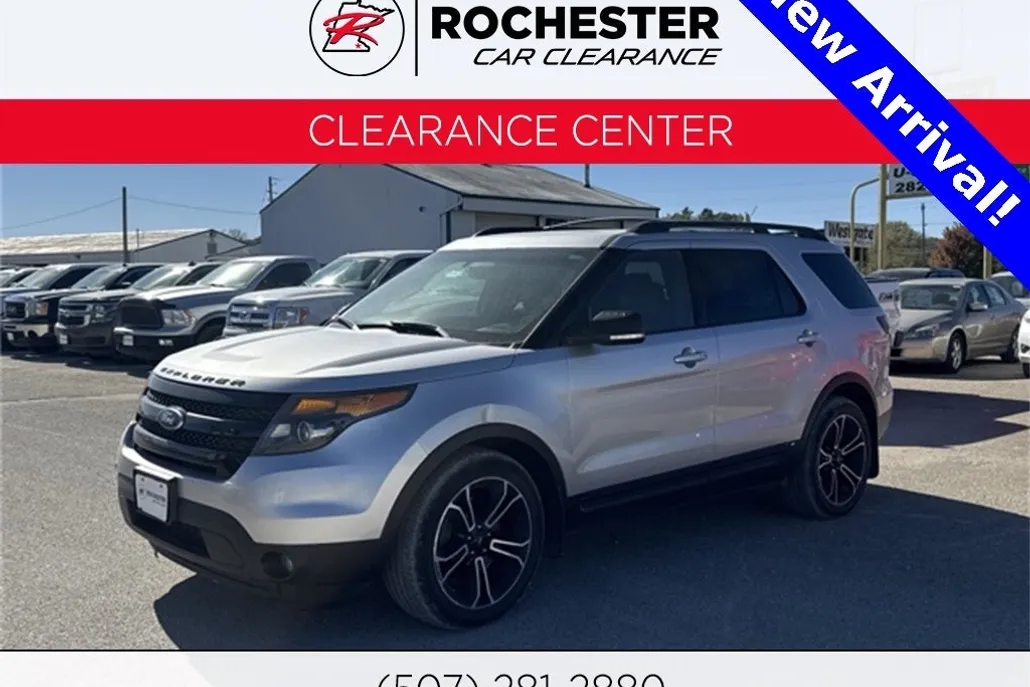 2015 Ford Explorer Sport photo 1