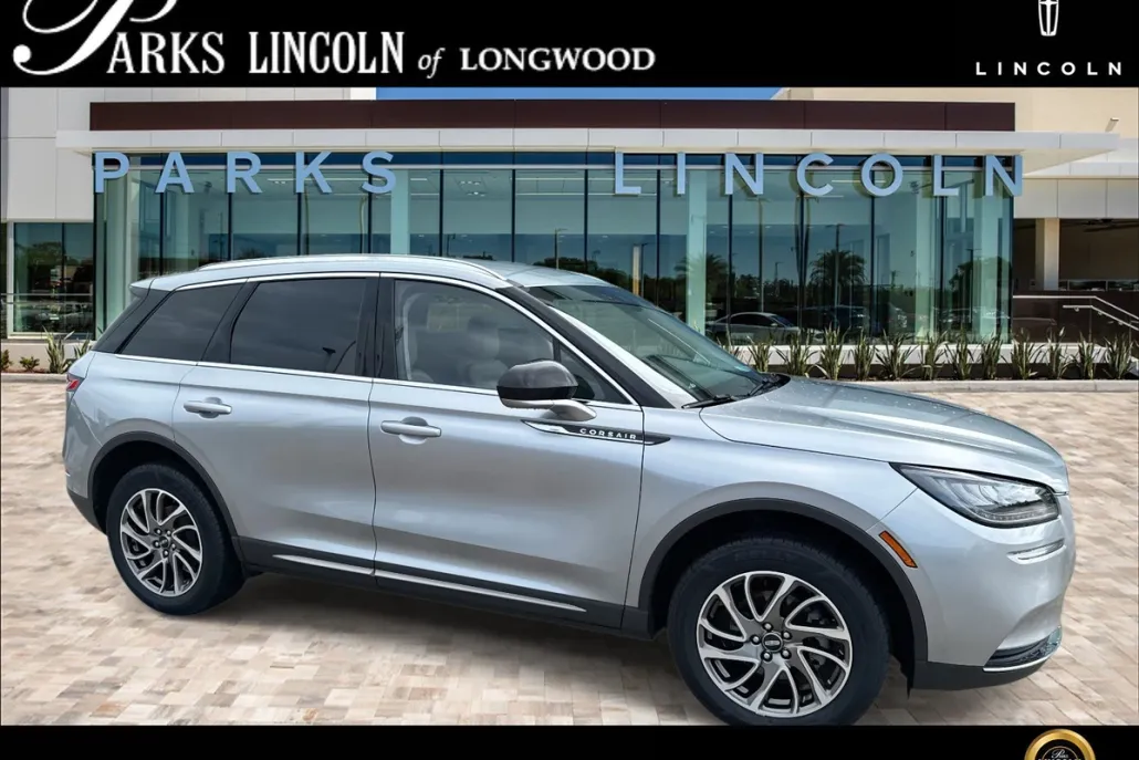 2021 Lincoln Corsair Standard photo 1