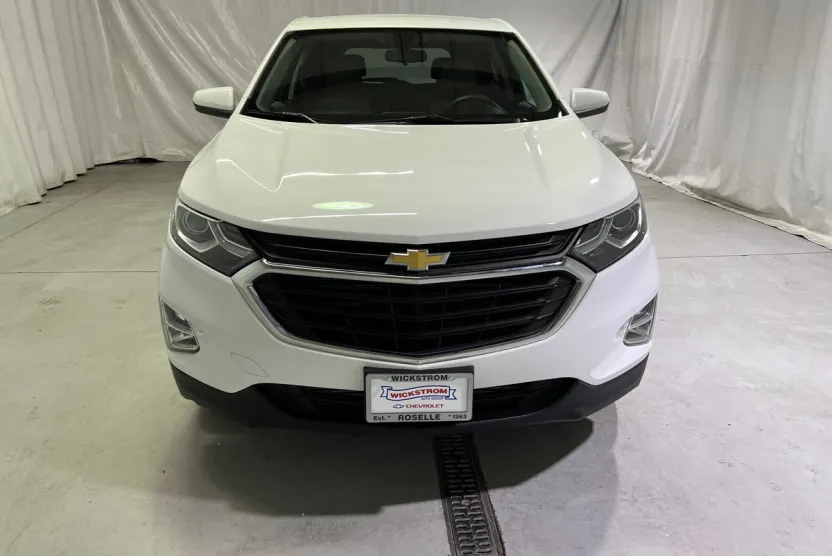 2018 Chevrolet Equinox LT photo 1