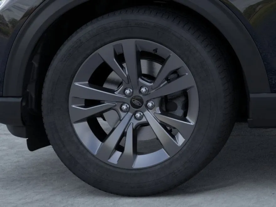 2025 Ford Explorer photo 1