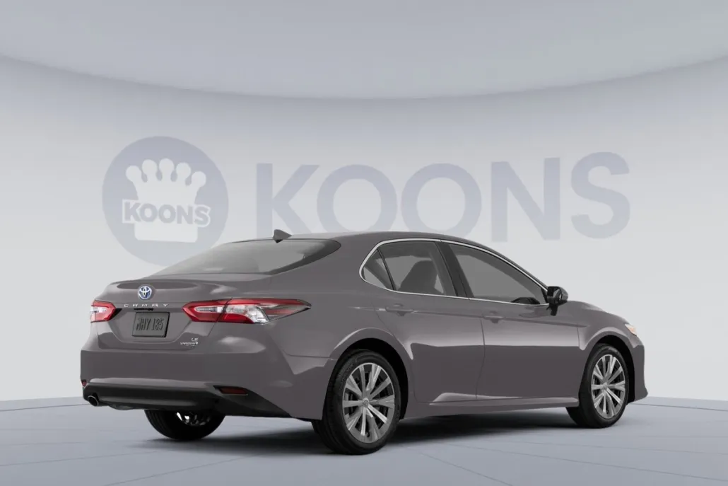 2022 Toyota Camry Hybrid LE photo 1
