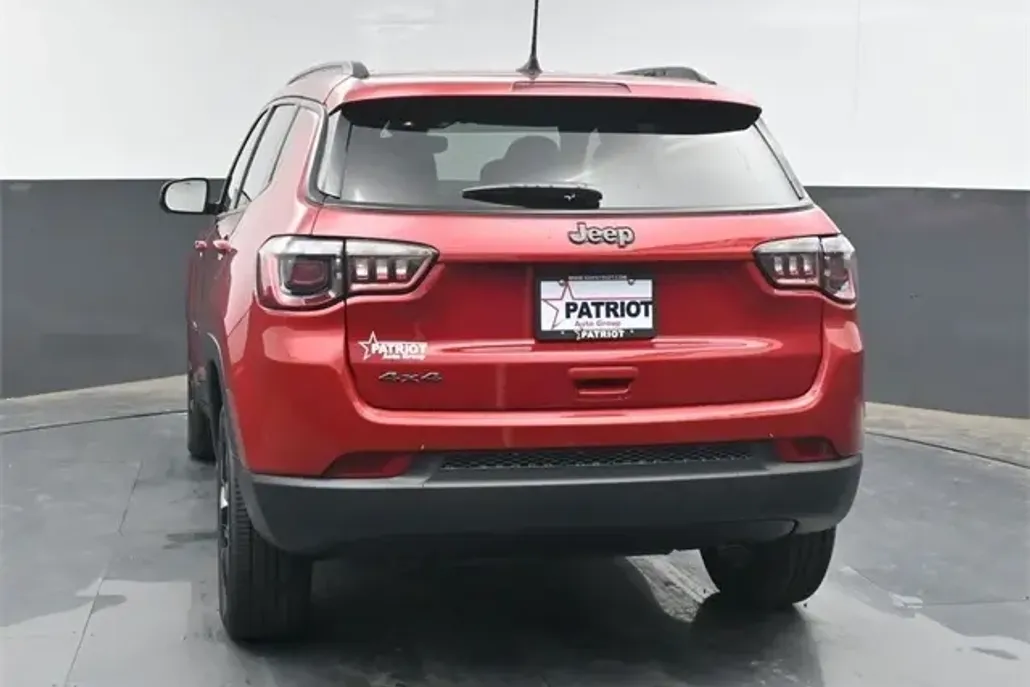 2026 Jeep Compass Latitude photo 1