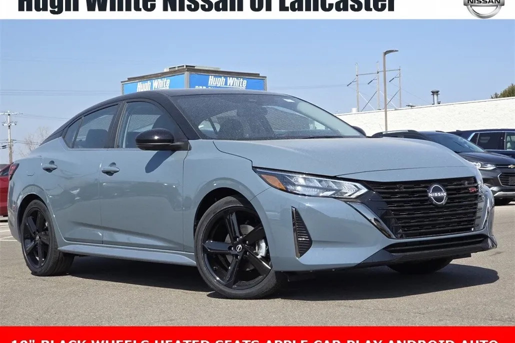 2025 Nissan Sentra SR photo 1
