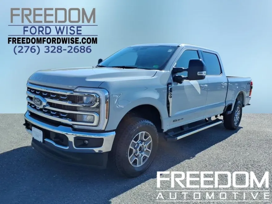 2026 Ford F-250 Lariat photo 1