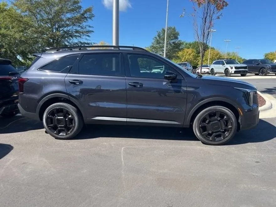 2025 Kia Sorento X-Line SX Prestige photo 1
