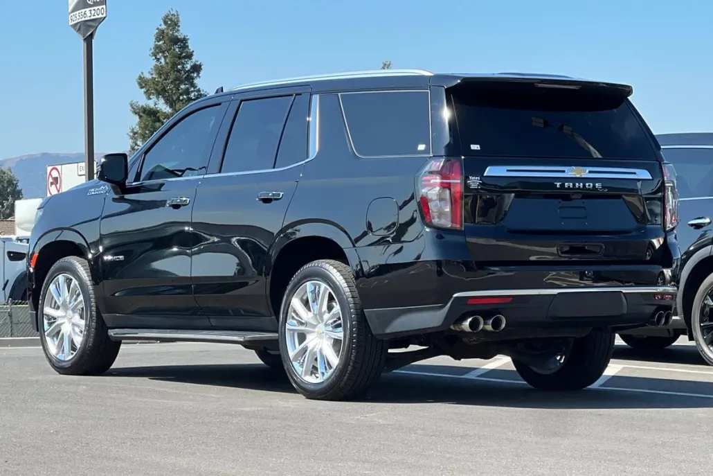 2023 Chevrolet Tahoe High Country photo 1