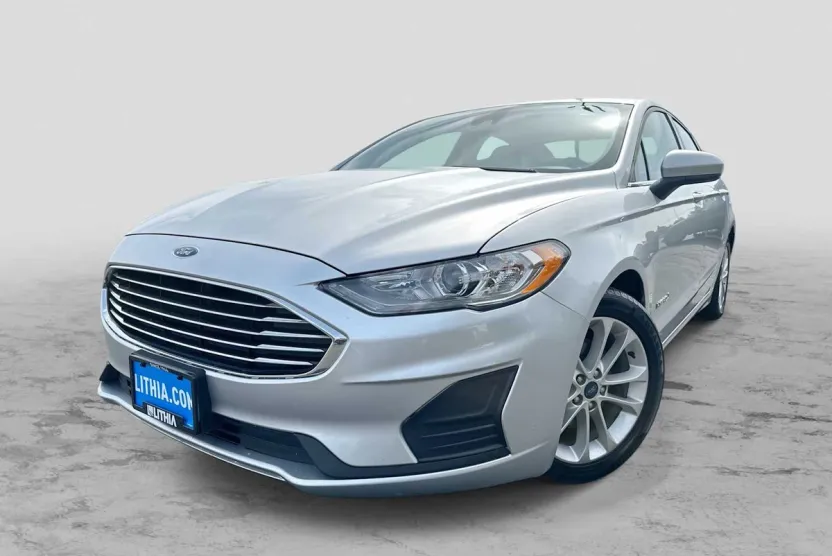 2019 Ford Fusion Hybrid SE photo 1